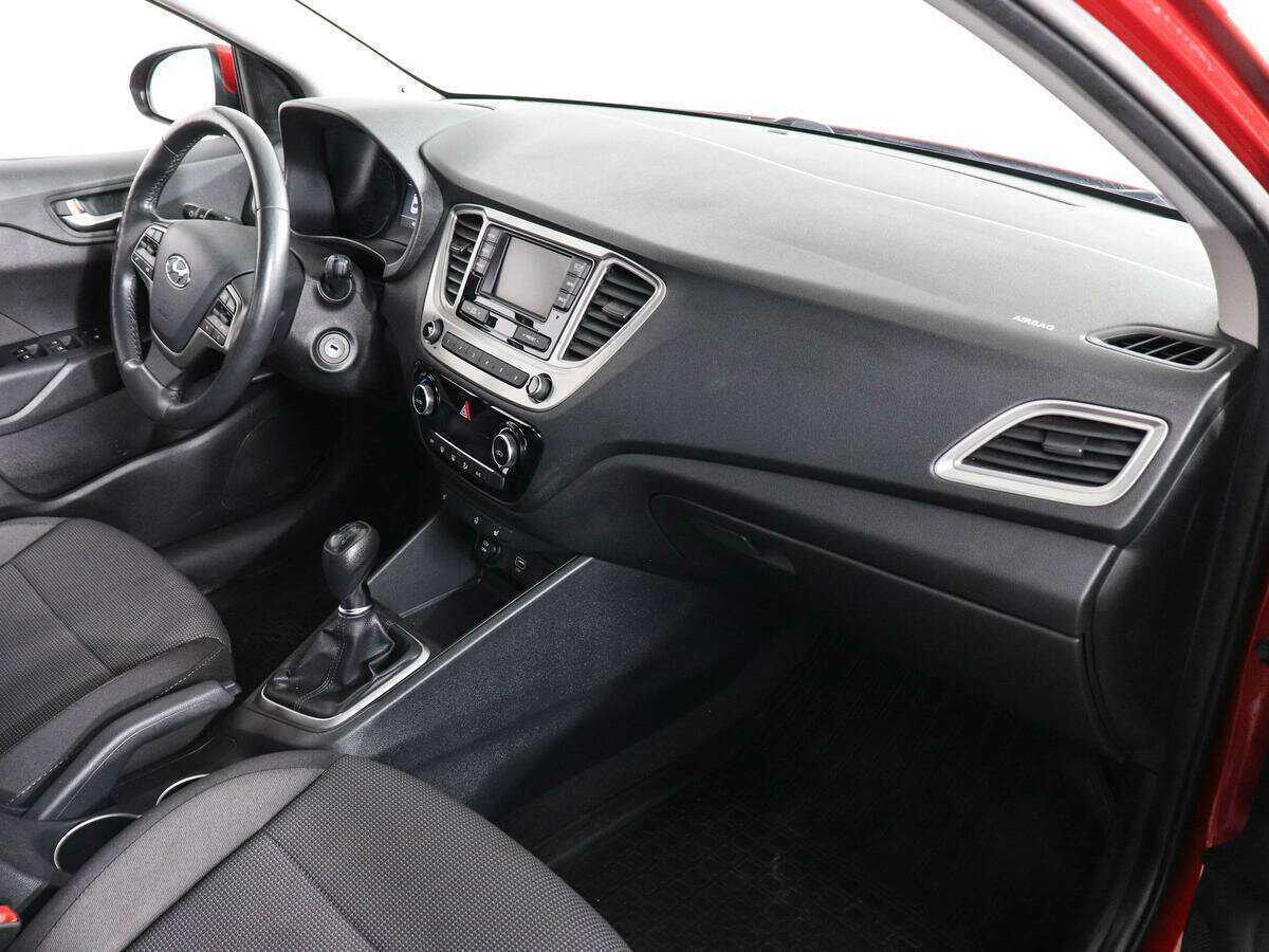 Hyundai Solaris 2019 года с пробегом. Фото: #5