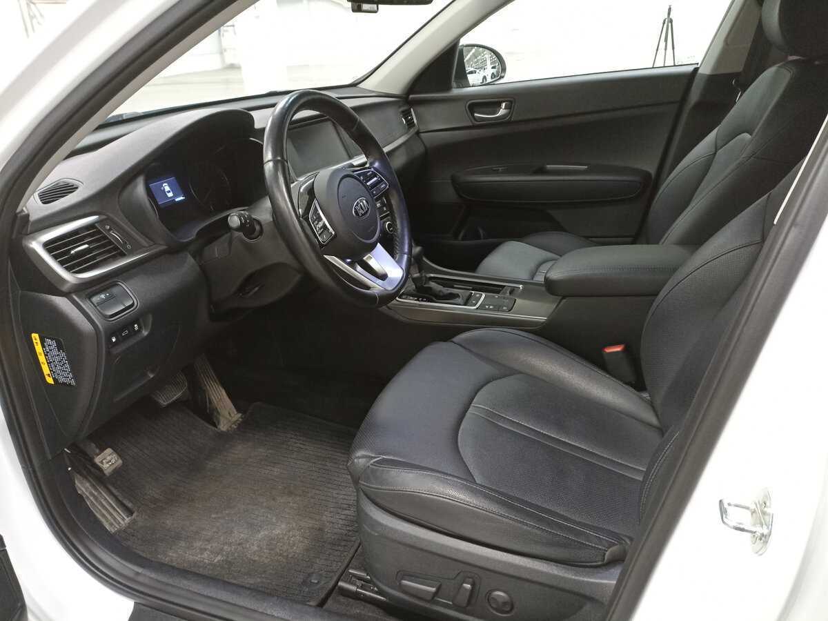 Kia K5 2019 года с пробегом. Фото: #15