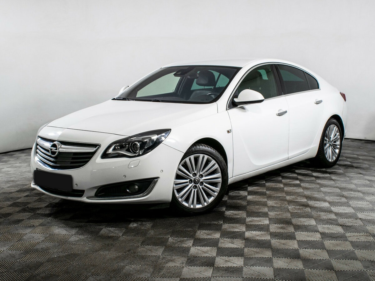 Opel Insignia 2014 года с пробегом. Посмотреть фото