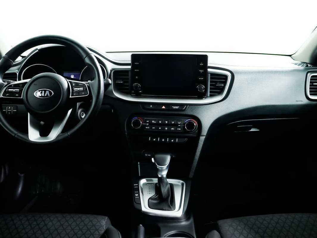 Kia XCeed 2020 года с пробегом. Фото: #10