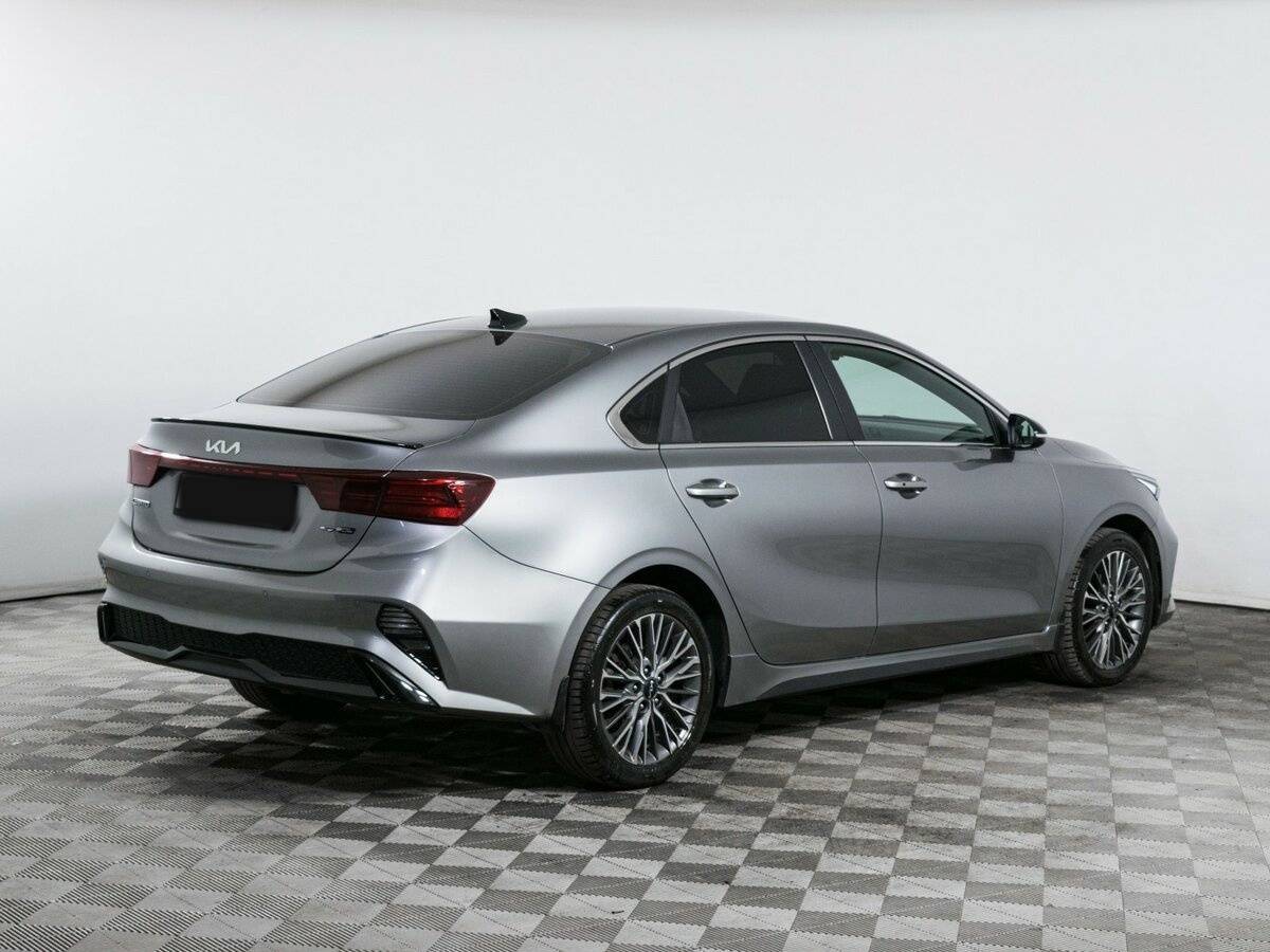 Kia Cerato 2021 года с пробегом. Фото: #3