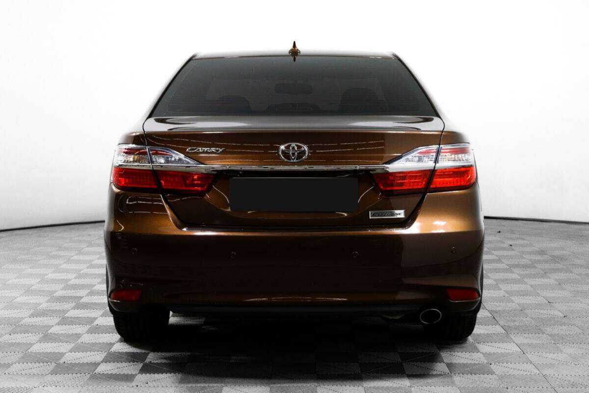 Toyota Camry 2017 года с пробегом. Фото: #5