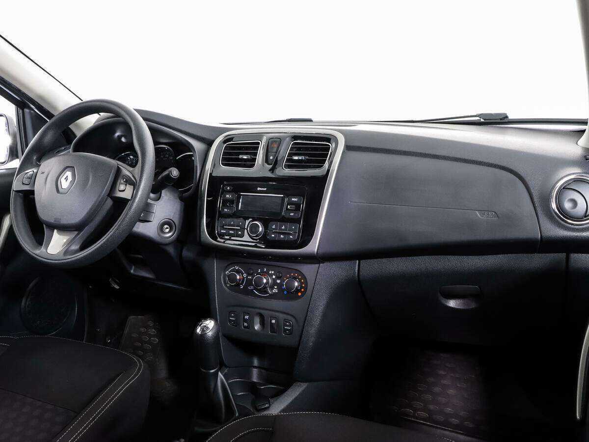 Renault Logan 2017 года с пробегом. Фото: #8