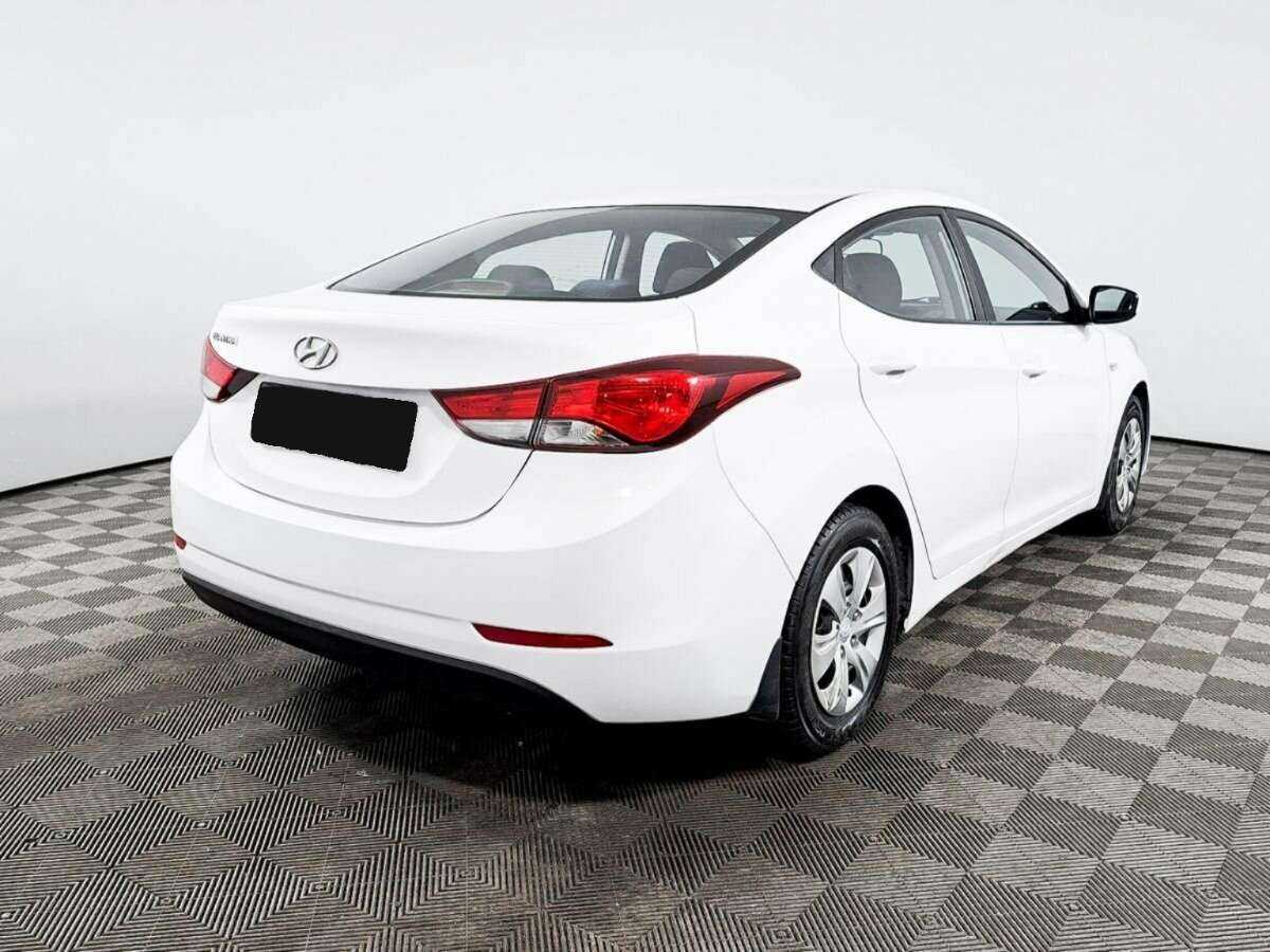 Hyundai Elantra 2015 года с пробегом. Фото: #4