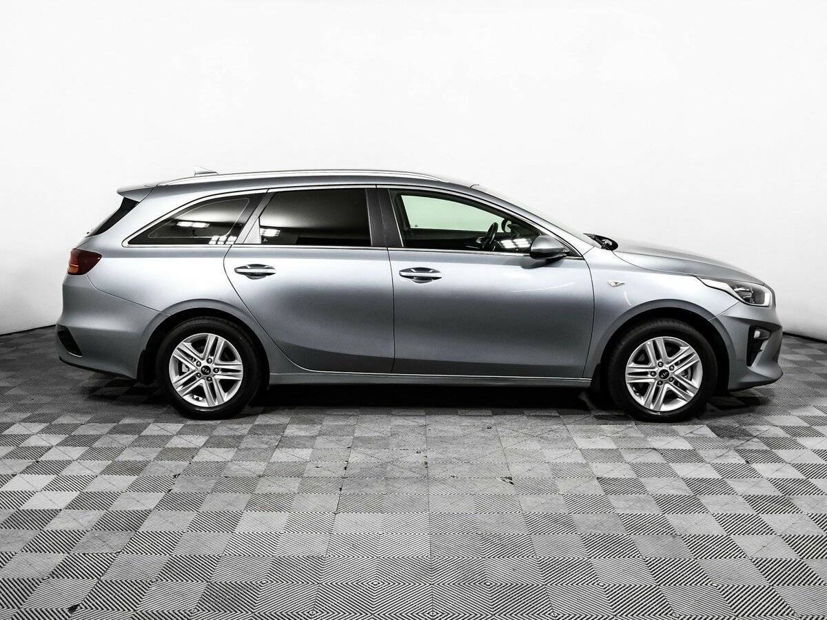 Kia Ceed 2020 года с пробегом. Фото: #3