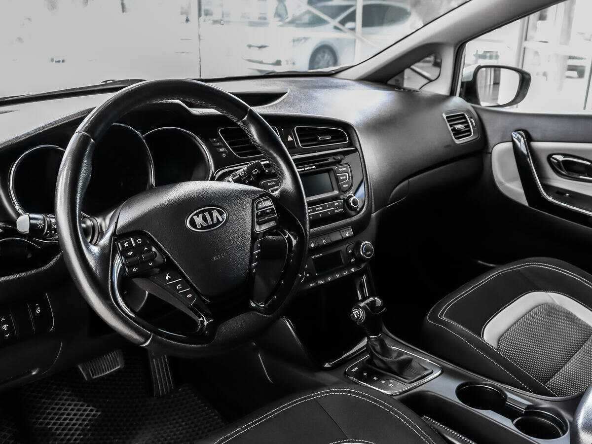 Kia Ceed 2013 года с пробегом. Фото: #8