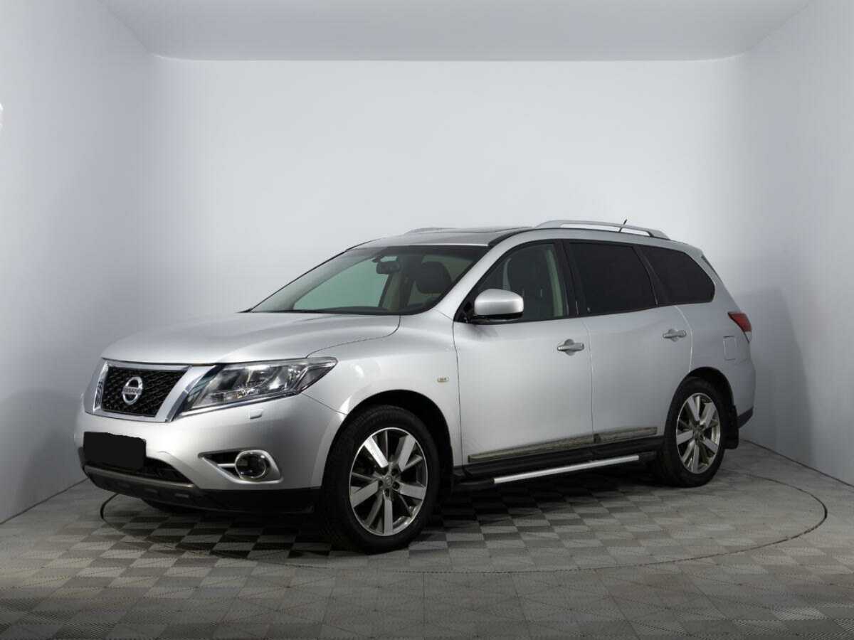 Nissan Pathfinder 2015 года с пробегом. Посмотреть фото