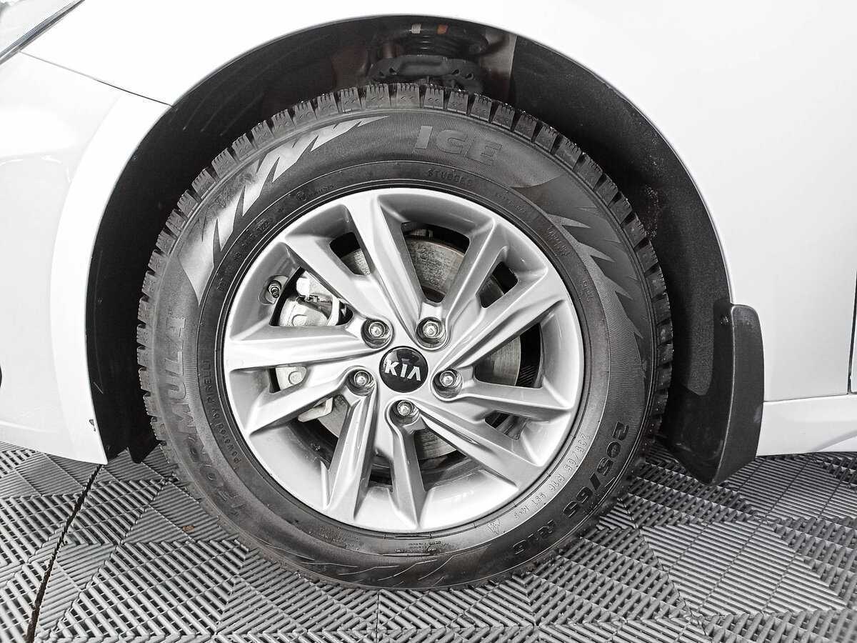 Kia K5 2019 года с пробегом. Фото: #15