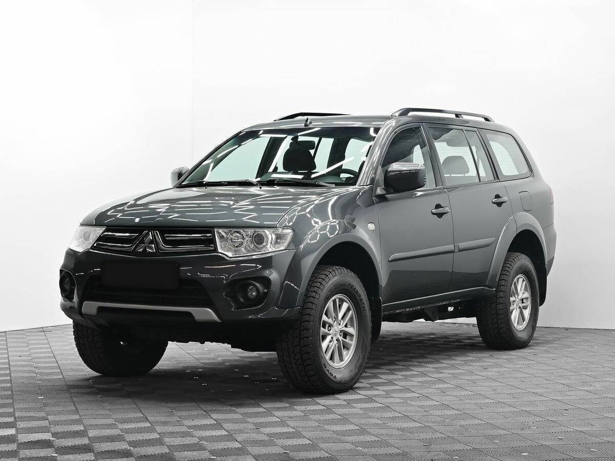 Mitsubishi Pajero Sport 2014 года с пробегом. Фото: #0