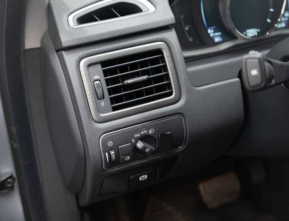 Volvo XC70 2016 года с пробегом. Фото: #14