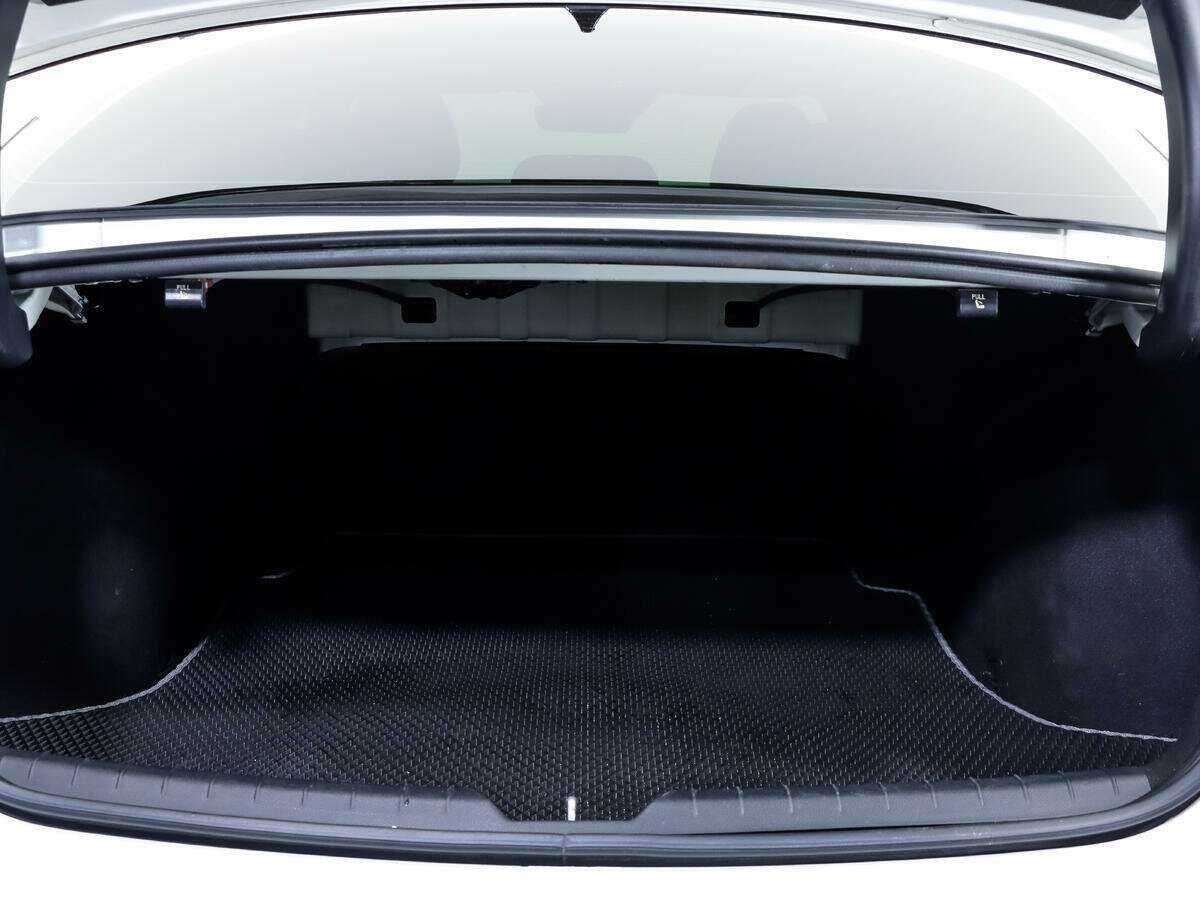 Kia K5 2020 года с пробегом. Фото: #11