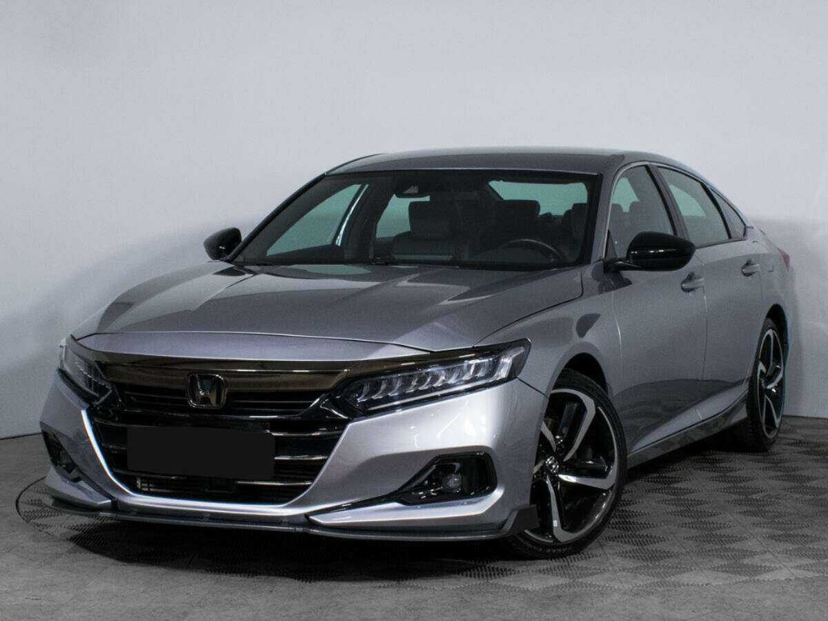 Honda Accord 2022 года с пробегом. Посмотреть фото