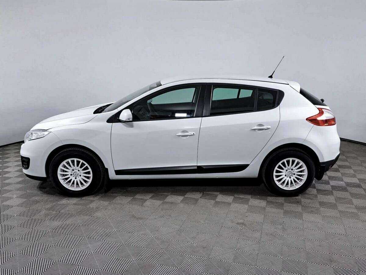 Renault Megane 2013 года с пробегом. Фото: #7