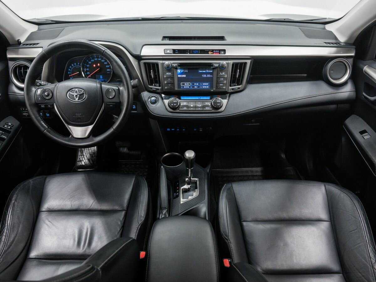 Toyota RAV4 2013 года с пробегом. Фото: #10