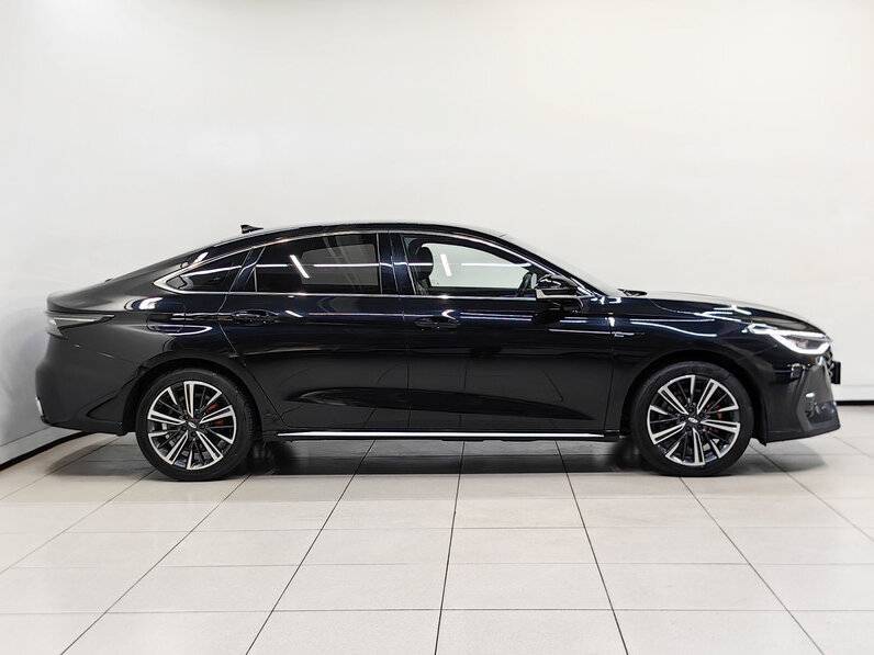 Chery Arrizo 8 2023 года с пробегом. Фото: #4