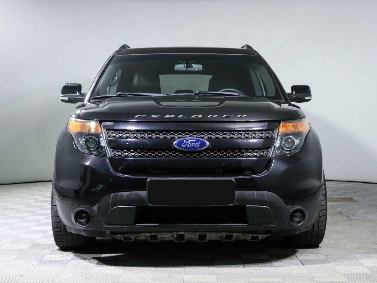 Ford Explorer 2014 года с пробегом. Фото: #1