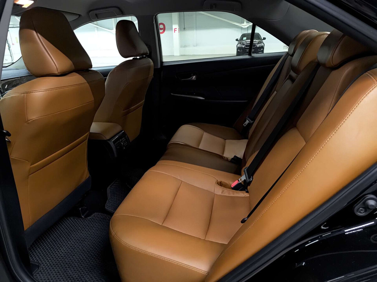 Toyota Camry 2018 года с пробегом. Фото: #11