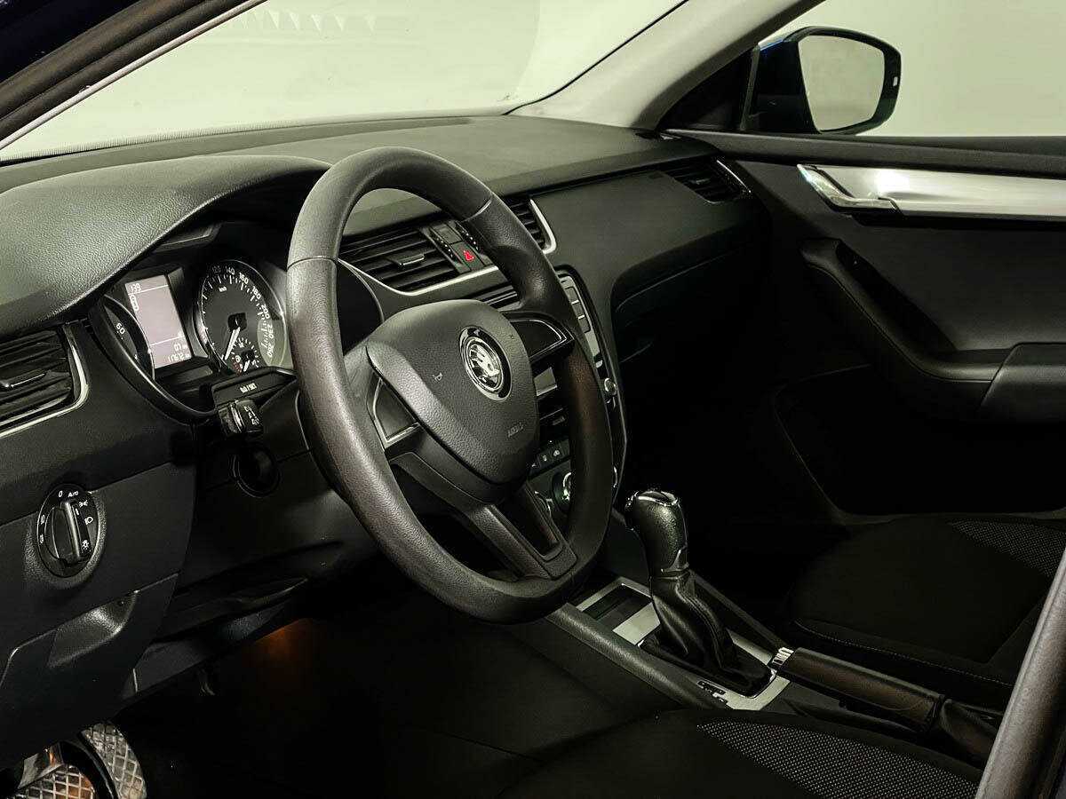 Skoda Octavia 2017 года с пробегом. Фото: #12
