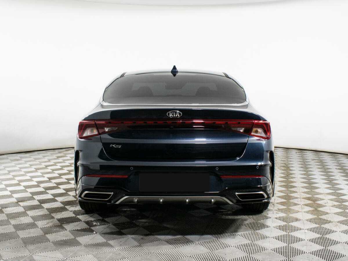 Kia K5 2021 года с пробегом. Фото: #4