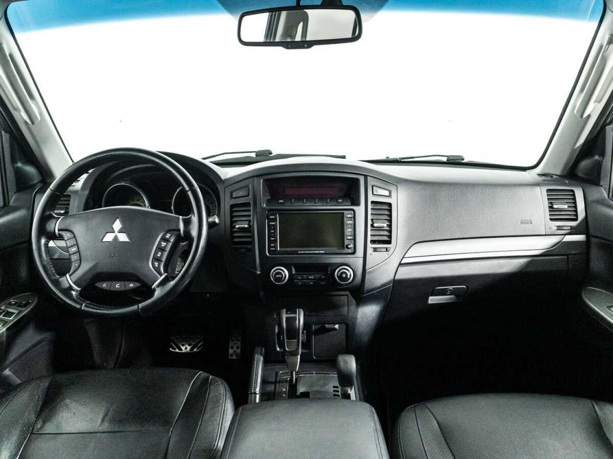 Mitsubishi Pajero 2012 года с пробегом. Фото: #10