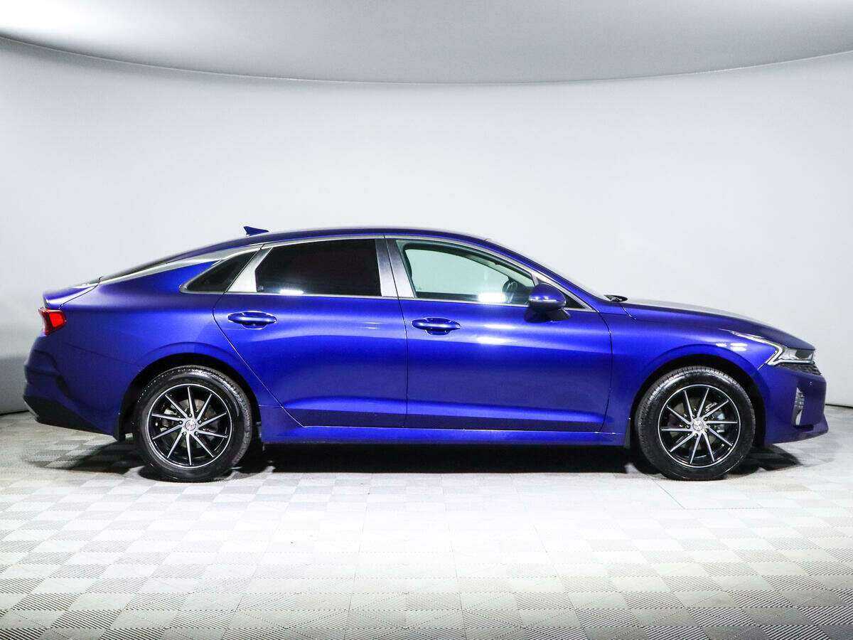 Kia K5 2021 года с пробегом. Фото: #3