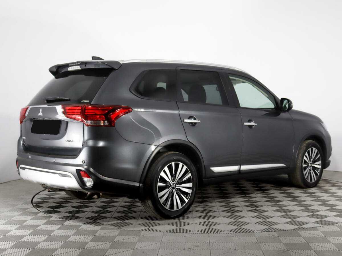 Mitsubishi Outlander 2019 года с пробегом. Фото: #4