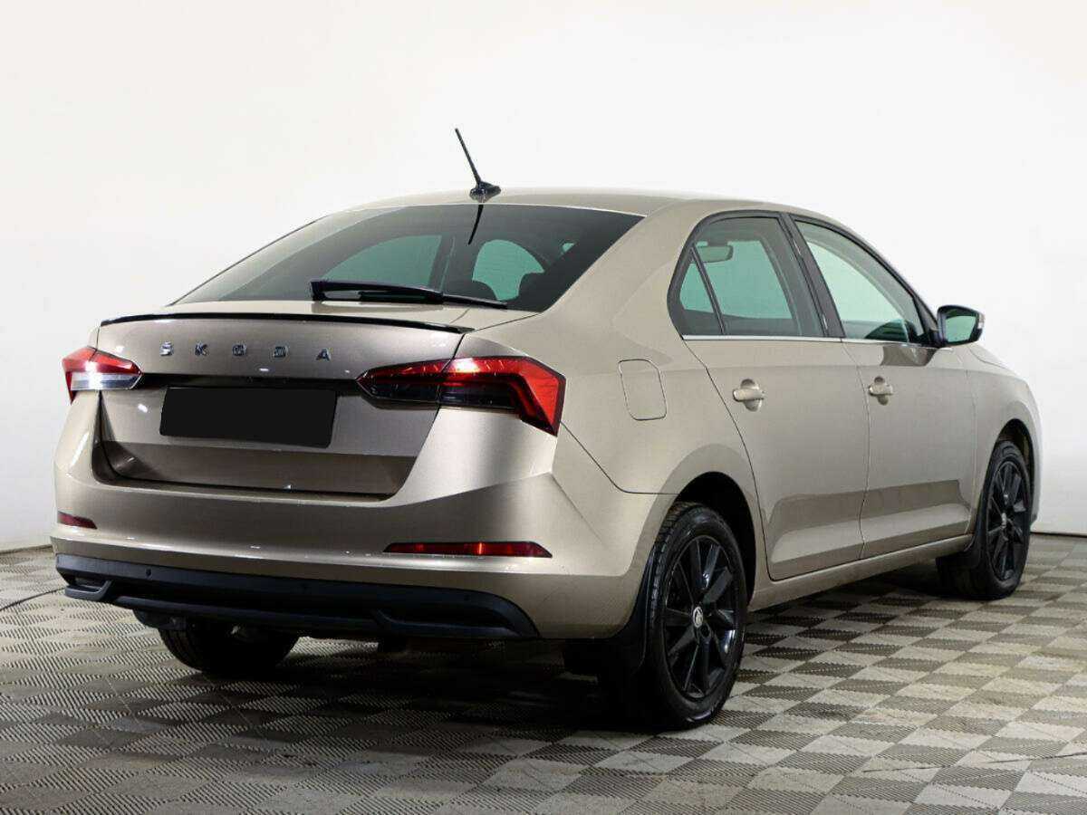 Skoda Rapid 2021 года с пробегом. Фото: #3