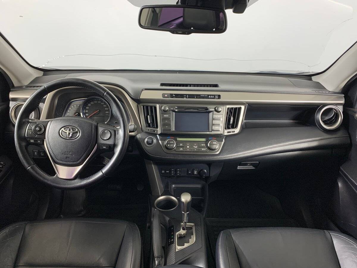 Toyota RAV4 2013 года с пробегом. Фото: #11