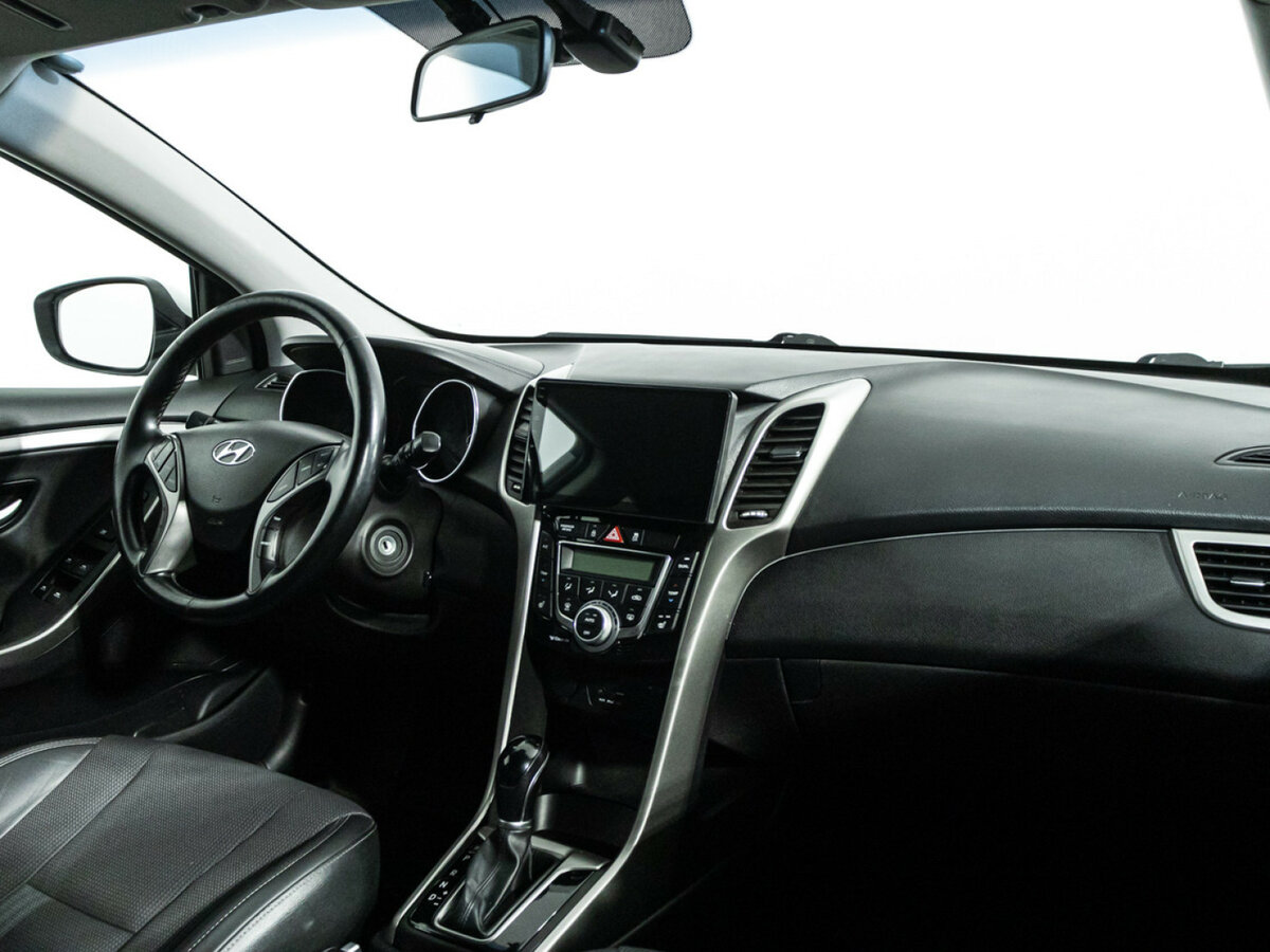 Hyundai i30 2015 года с пробегом. Фото: #8