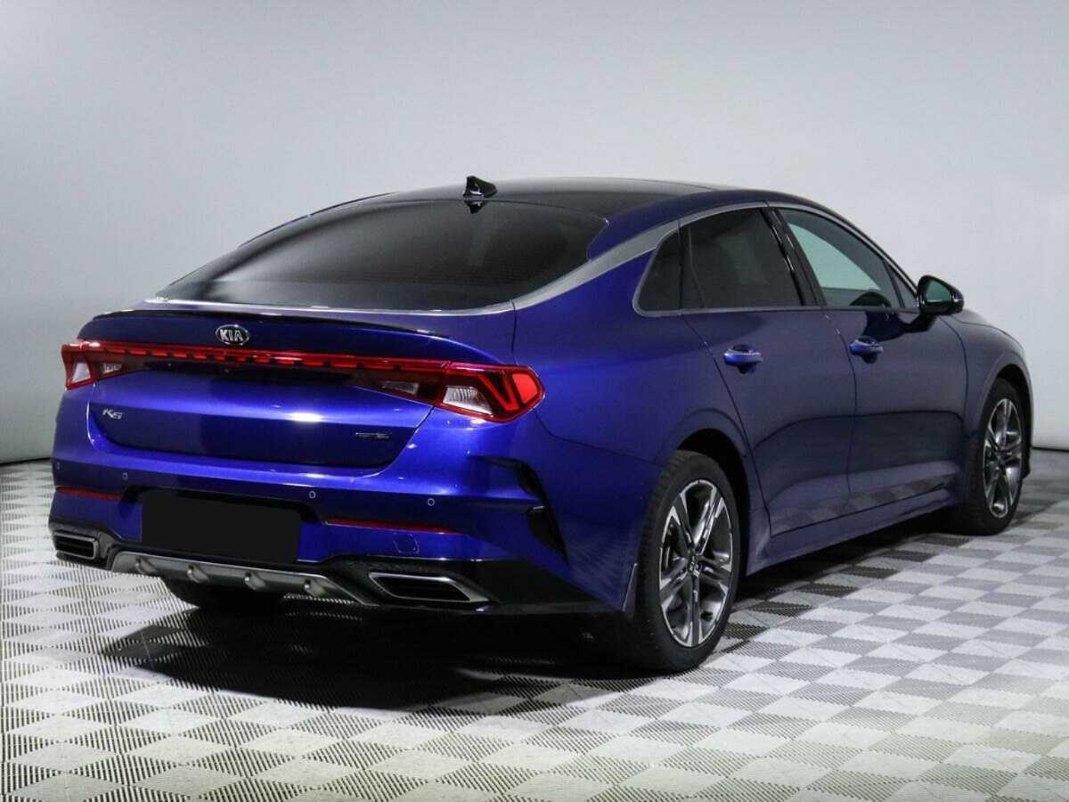 Kia K5 2021 года с пробегом. Фото: #3