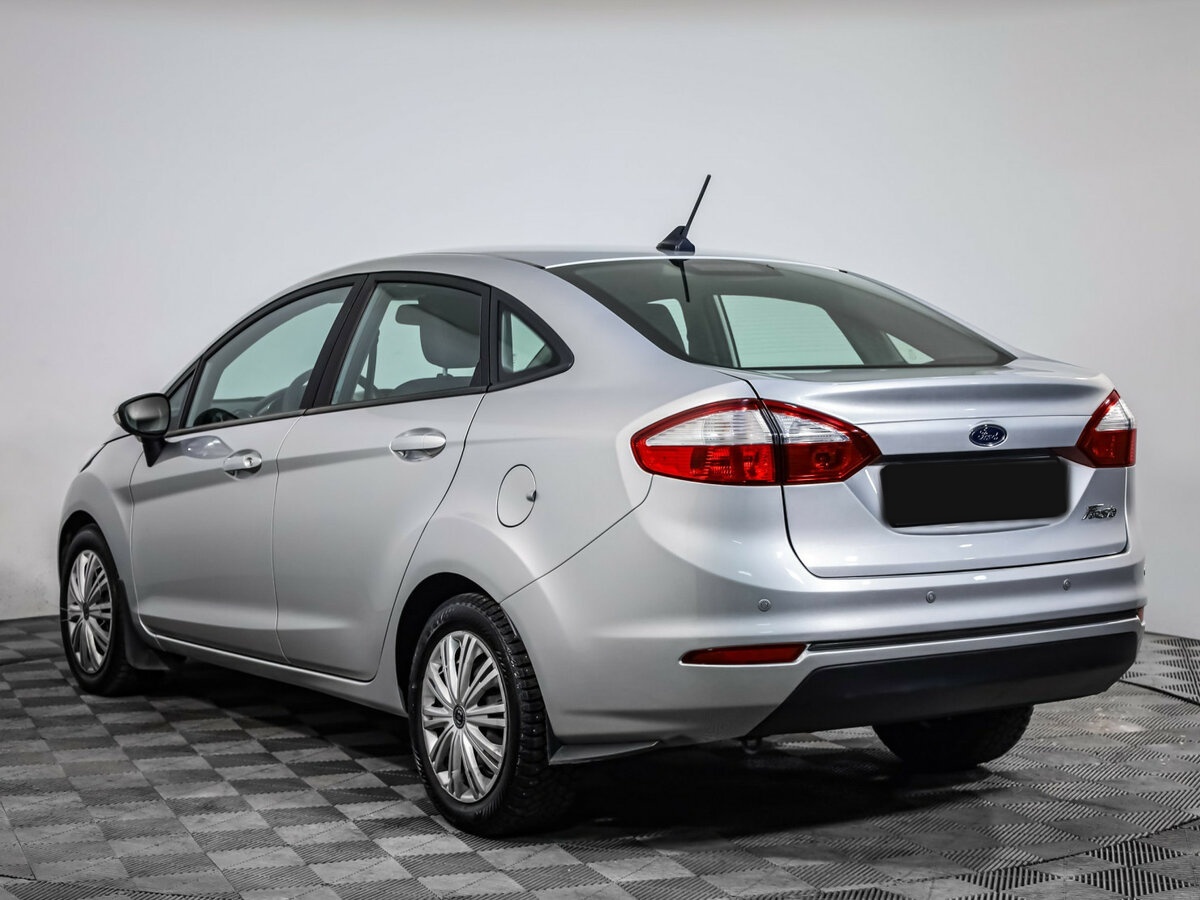 Ford Fiesta 2016 года с пробегом. Фото: #5