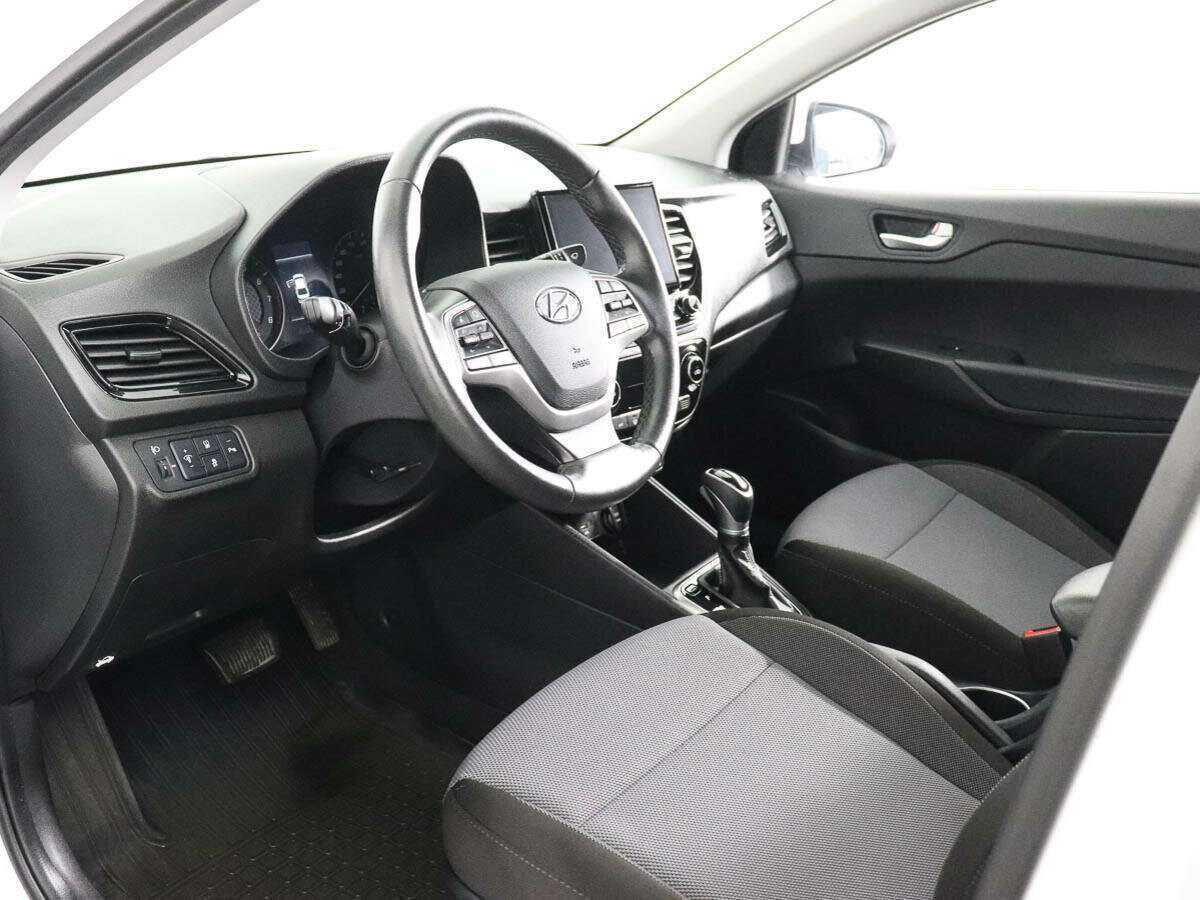 Hyundai Solaris 2020 года с пробегом. Фото: #6