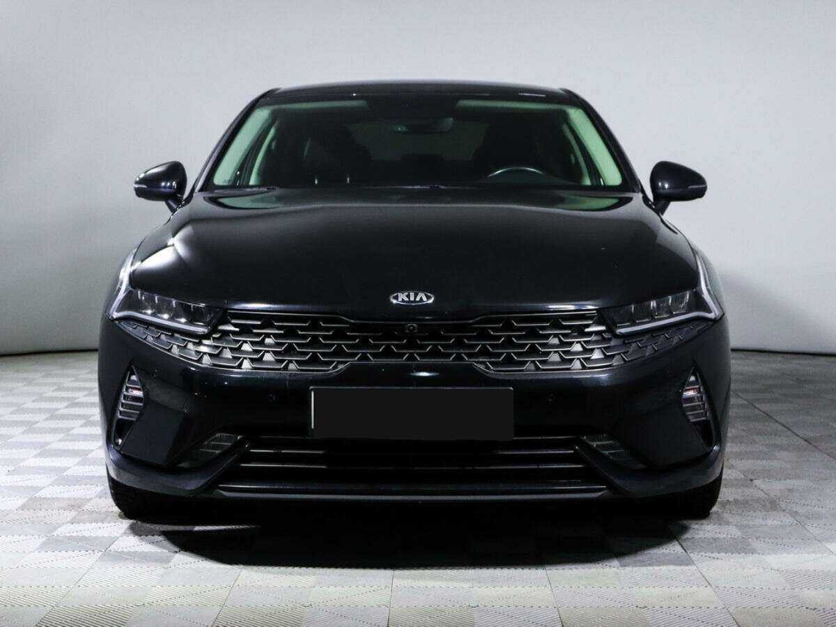 Kia K5 2021 года с пробегом. Фото: #1