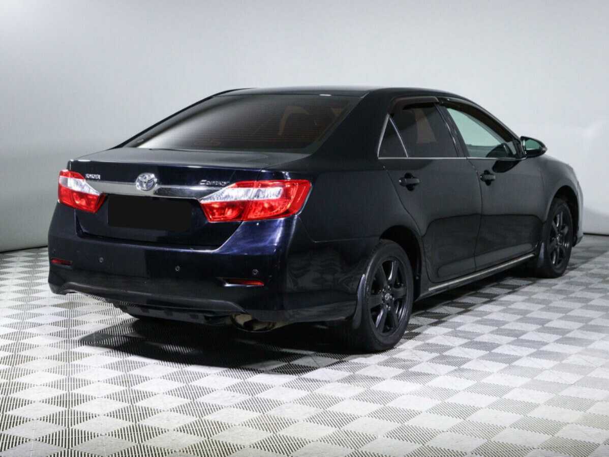 Toyota Camry 2013 года с пробегом. Фото: #4