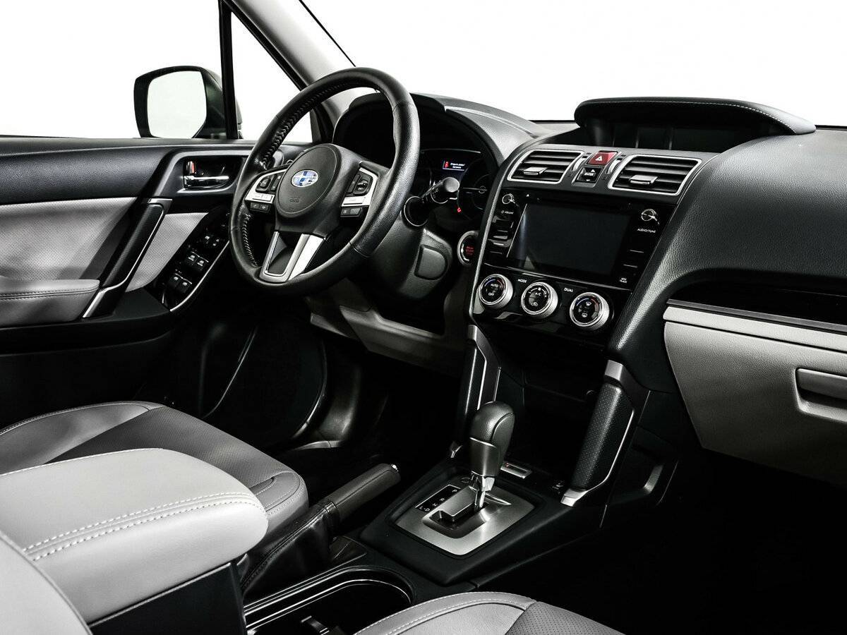 Subaru Forester 2017 года с пробегом. Фото: #8