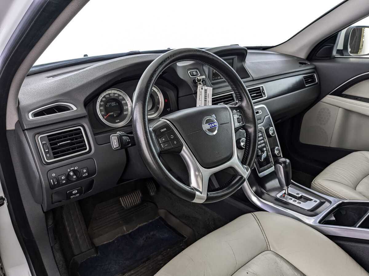 Volvo XC70 2012 года с пробегом. Фото: #10