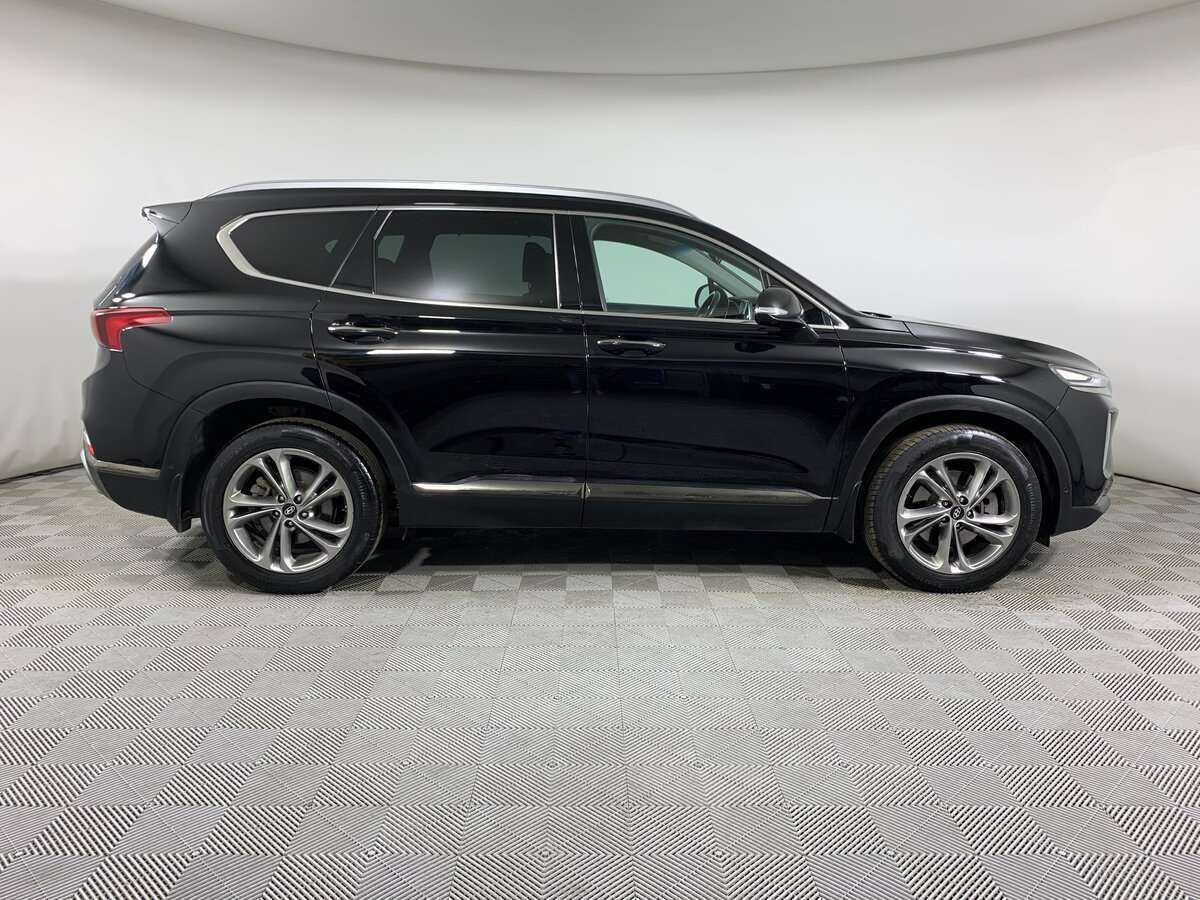Hyundai Santa Fe 2019 года с пробегом. Фото: #3