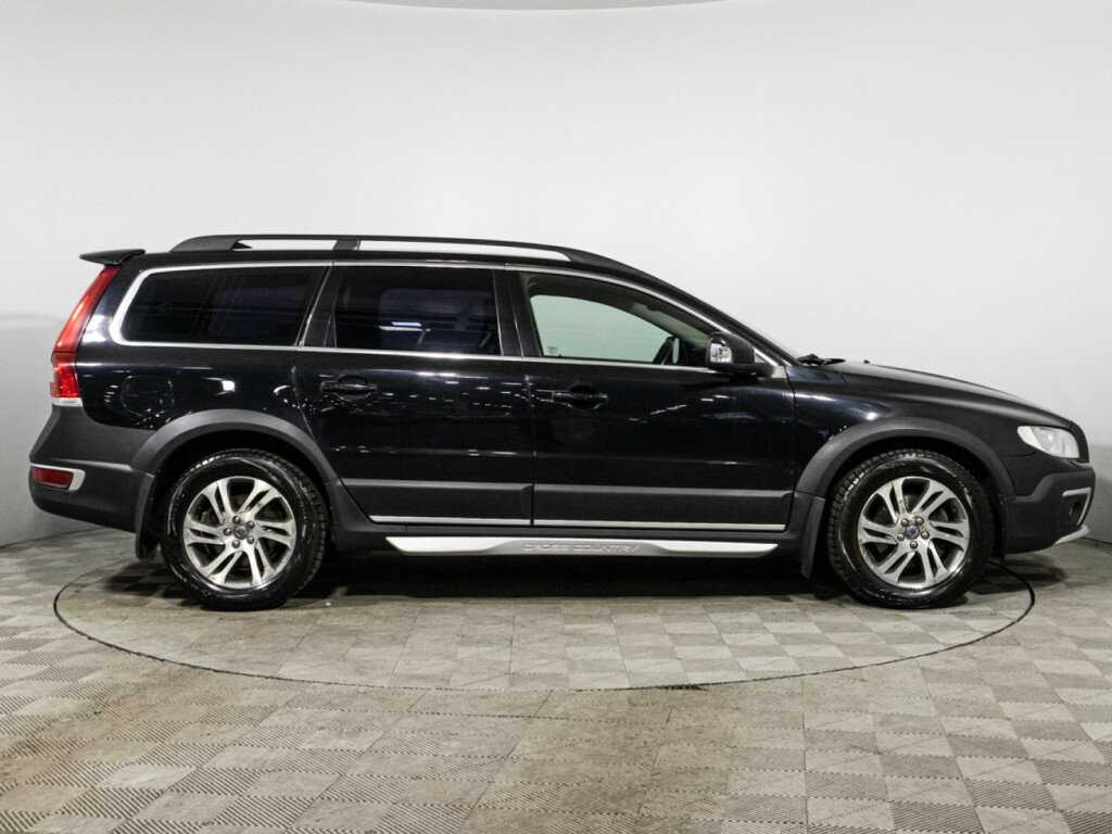 Volvo XC70 2015 года с пробегом. Фото: #3