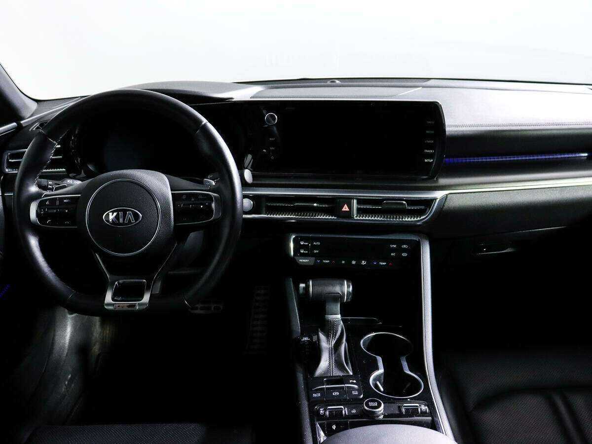 Kia K5 2021 года с пробегом. Фото: #9