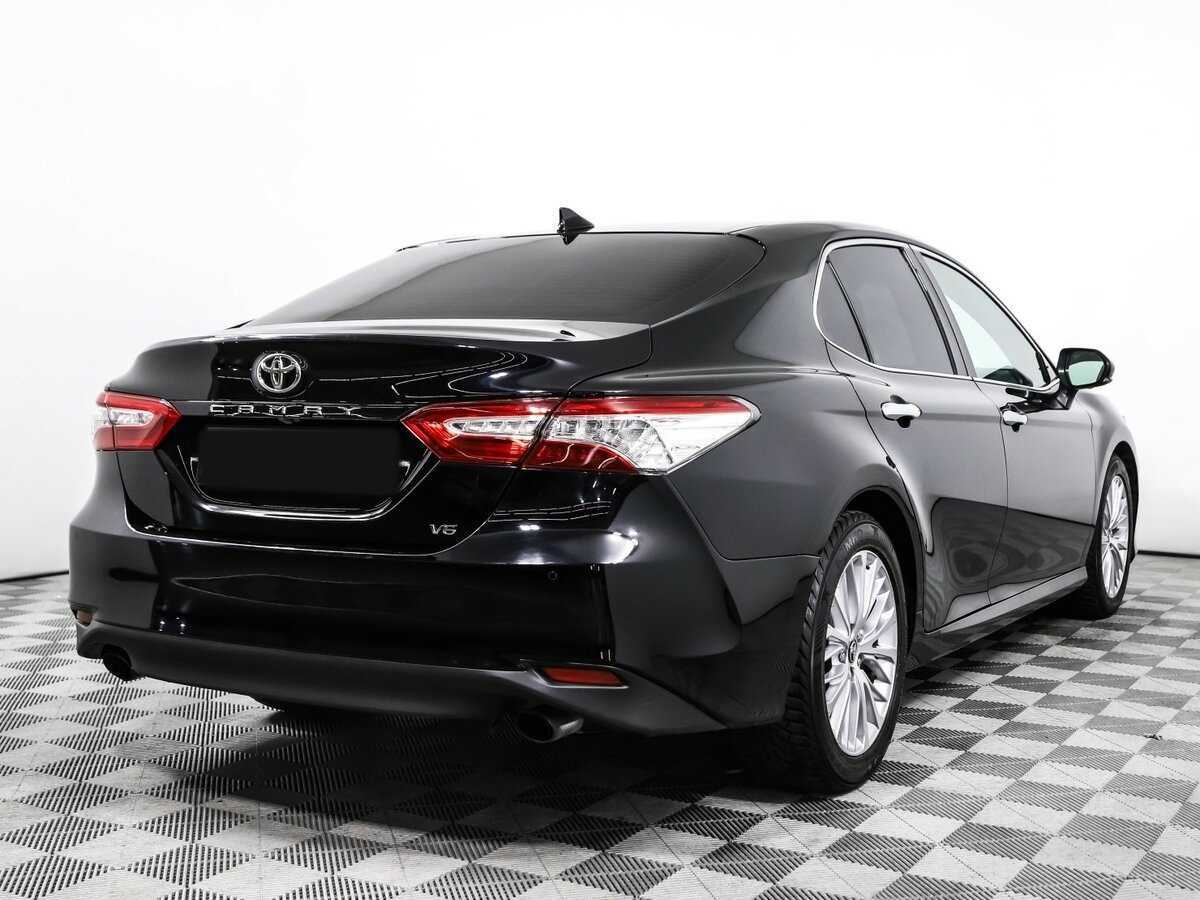Toyota Camry 2018 года с пробегом. Фото: #4