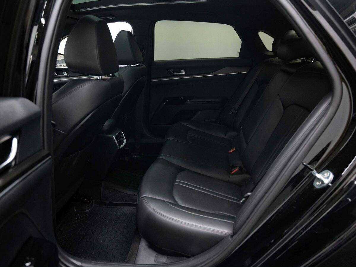 Kia K5 2020 года с пробегом. Фото: #8