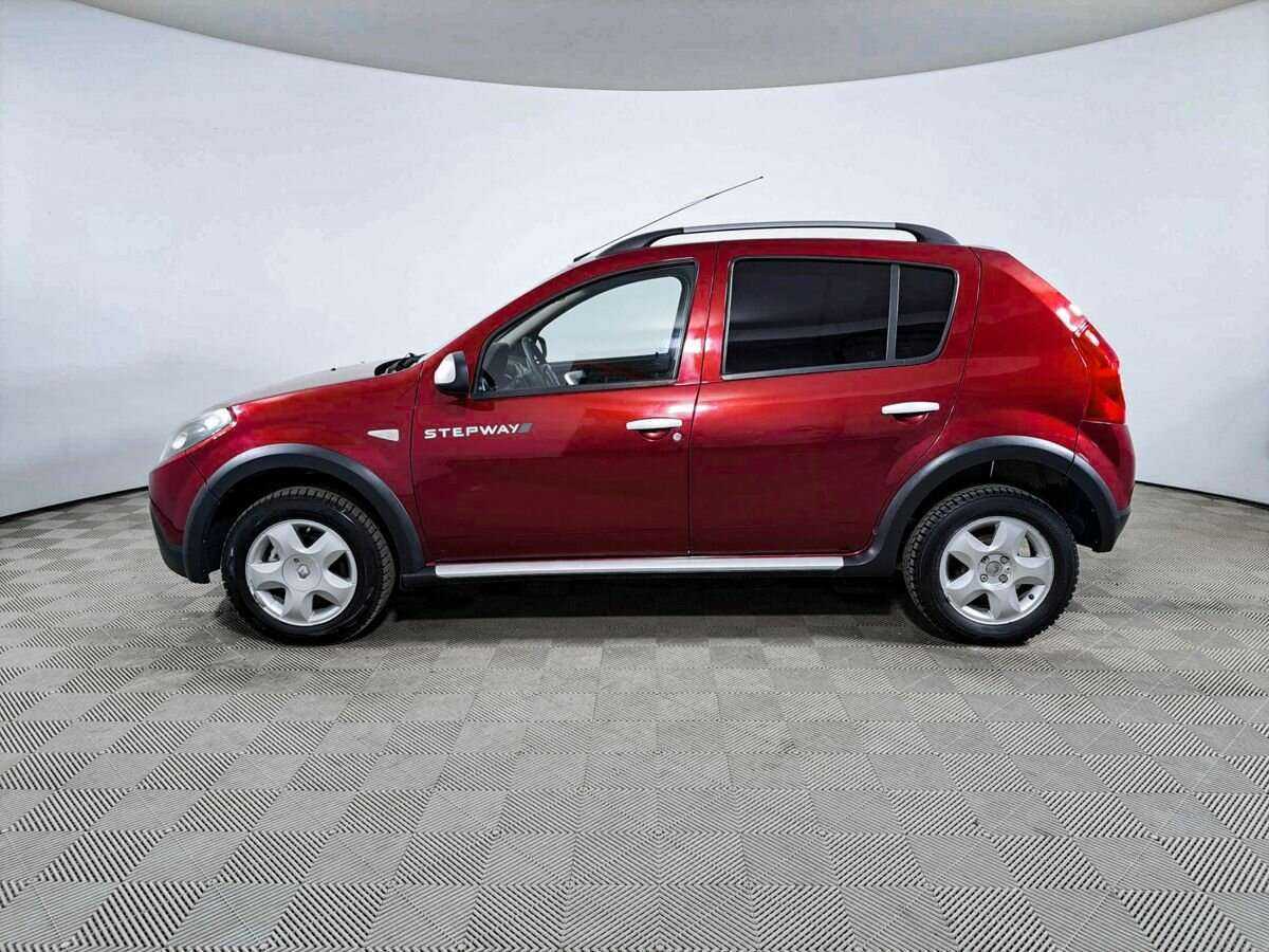 Renault Sandero 2012 года с пробегом. Фото: #7