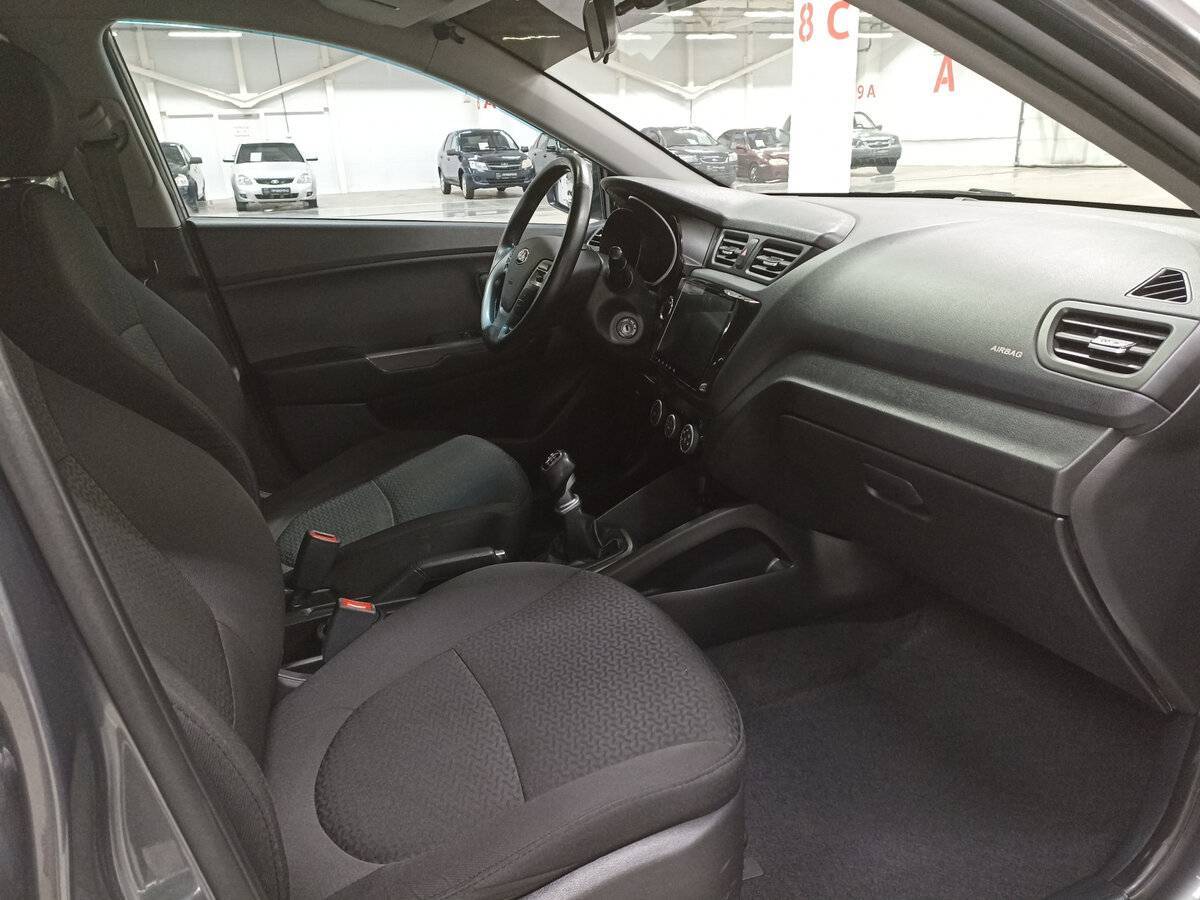 Kia Rio 2016 года с пробегом. Фото: #9
