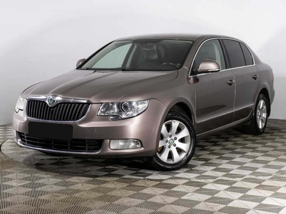 Skoda Superb 2012 года с пробегом. Фото: #0