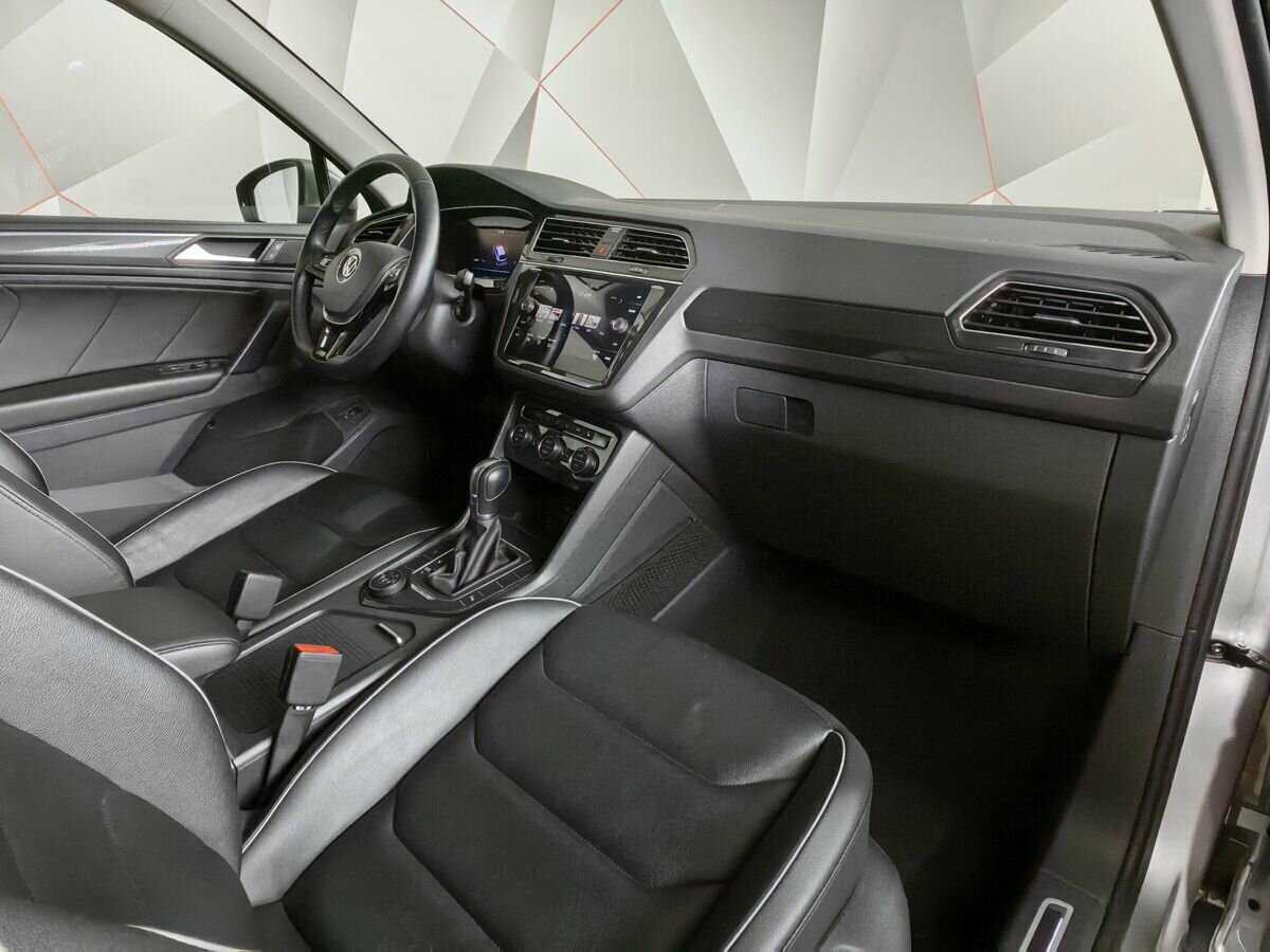 Volkswagen Tiguan 2018 года с пробегом. Фото: #6