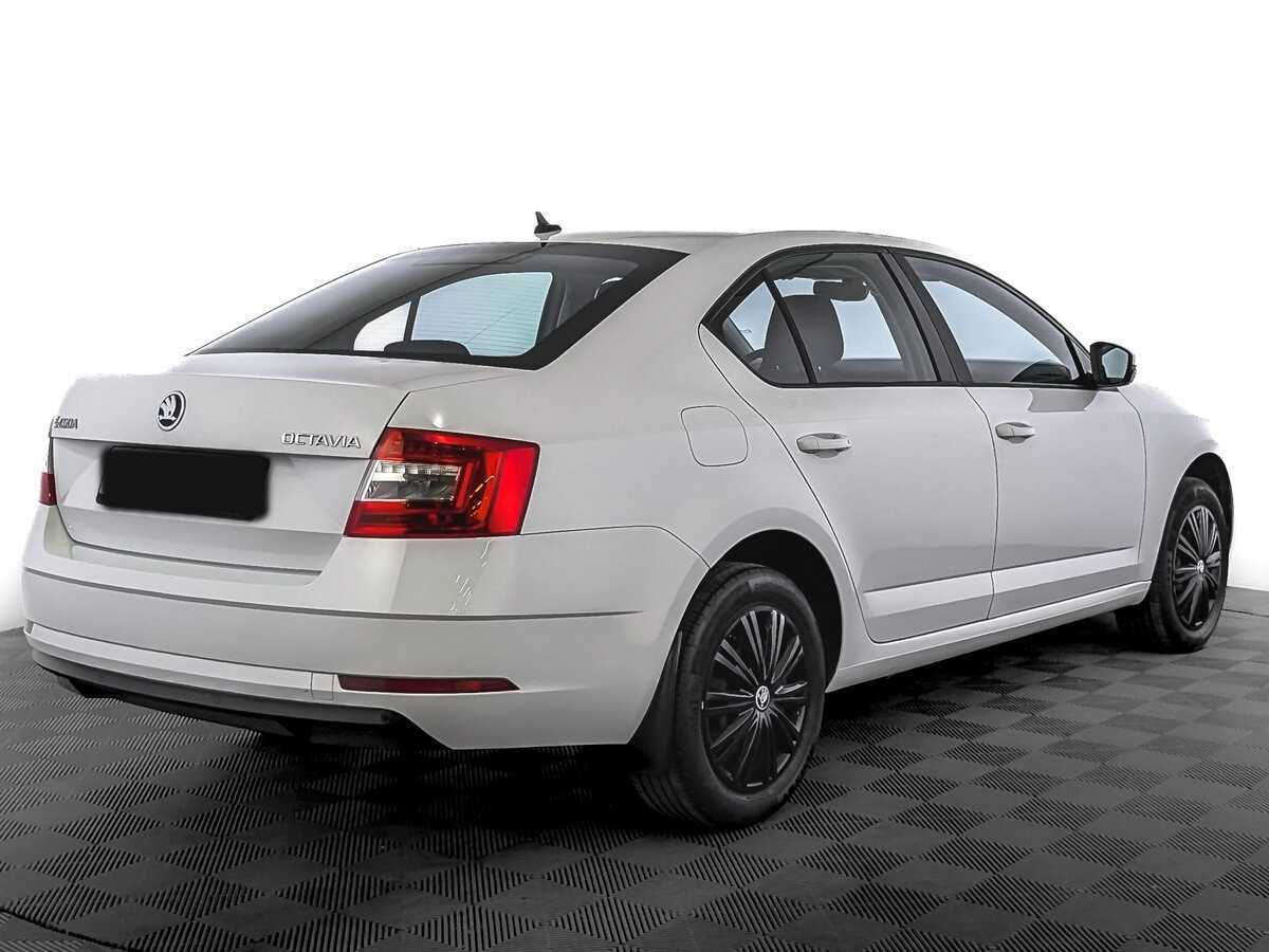 Skoda Octavia 2018 года с пробегом. Фото: #4