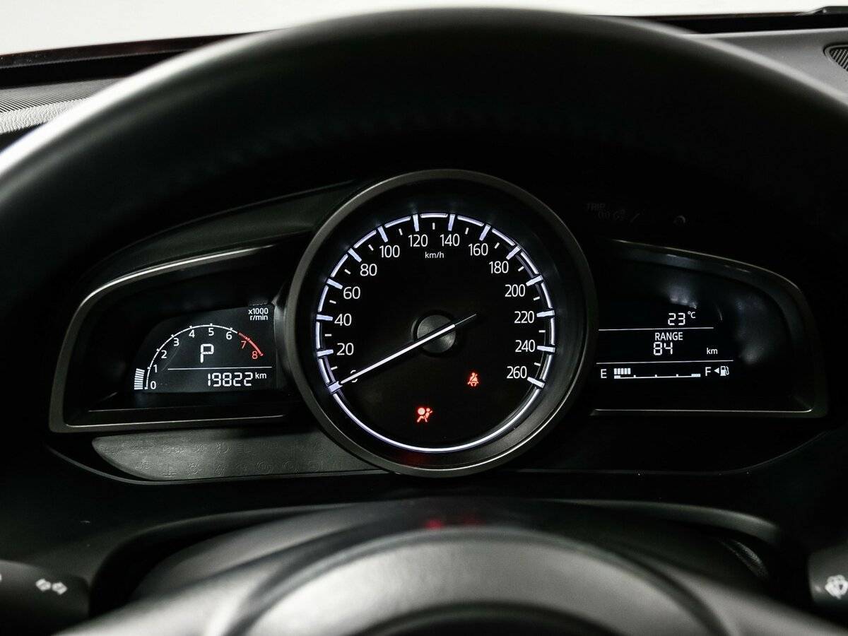 Mazda CX-4 2022 года с пробегом. Фото: #9