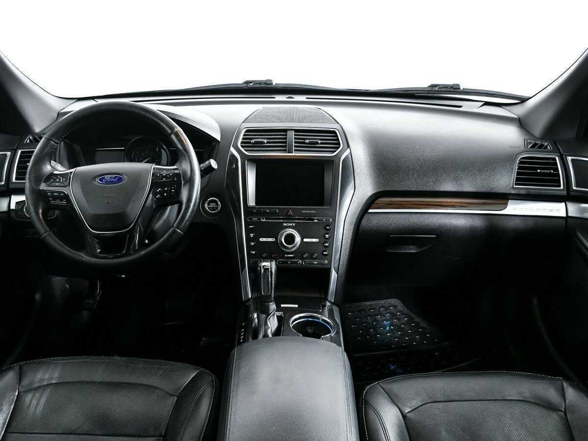 Ford Explorer 2016 года с пробегом. Фото: #8