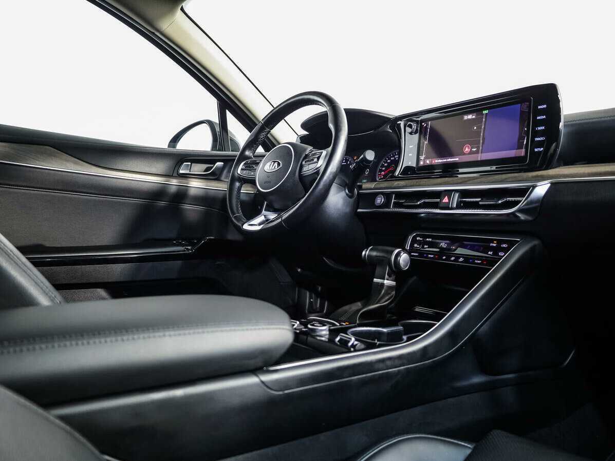 Kia K5 2021 года с пробегом. Фото: #7