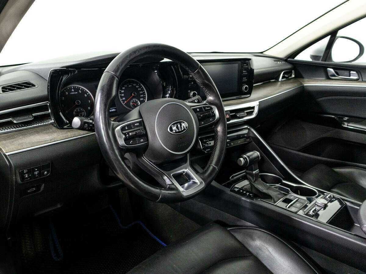 Kia K5 2021 года с пробегом. Фото: #12